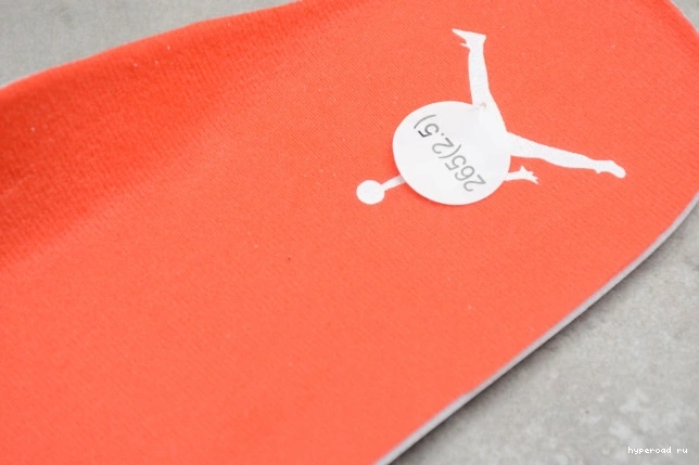 Air Team OrangeCT8527-118 Jordan 4 0625